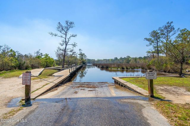 147 Snow Goose Lane, Sneads Ferry, NC 28460
