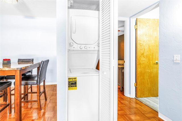 4143 56TH STREET N 1006, Kenneth City, FL 33709