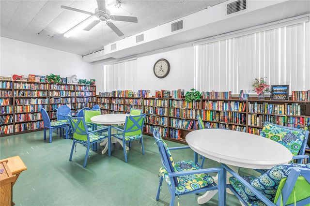 4143 56TH STREET N 1006, Kenneth City, FL 33709