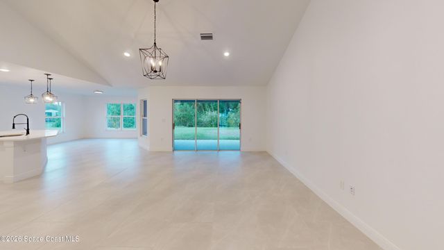 963 Sareta Street SE, Palm Bay, FL 32909