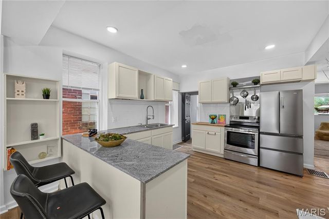 7117 Vermont Avenue, St Louis, MO 63111