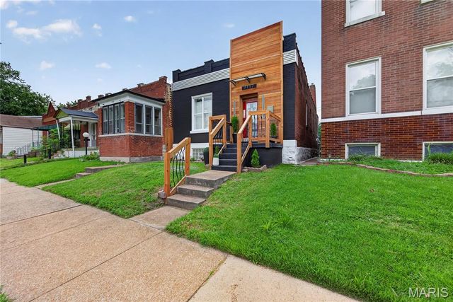 7117 Vermont Avenue, St Louis, MO 63111