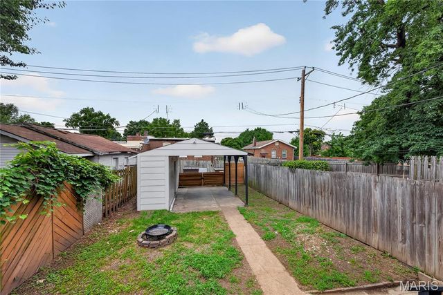 7117 Vermont Avenue, St Louis, MO 63111