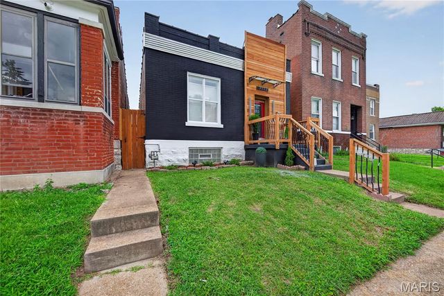 7117 Vermont Avenue, St Louis, MO 63111