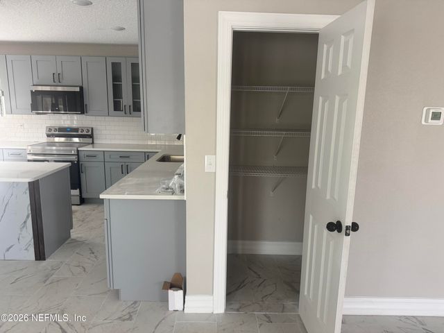 1718 CORNELL Road, Jacksonville, FL 32207