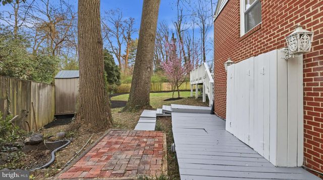 7607 BURNSIDE CT, Falls Church, VA 22043