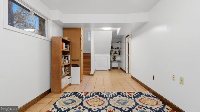 7607 BURNSIDE CT, Falls Church, VA 22043