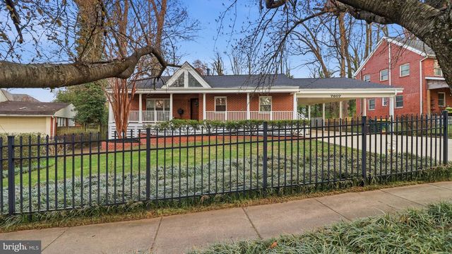 7607 BURNSIDE CT, Falls Church, VA 22043