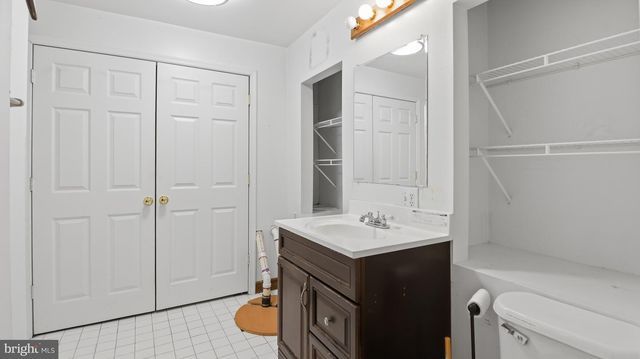 7607 BURNSIDE CT, Falls Church, VA 22043