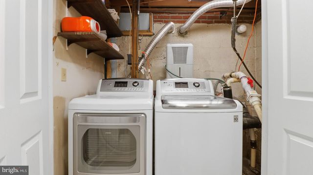 7607 BURNSIDE CT, Falls Church, VA 22043