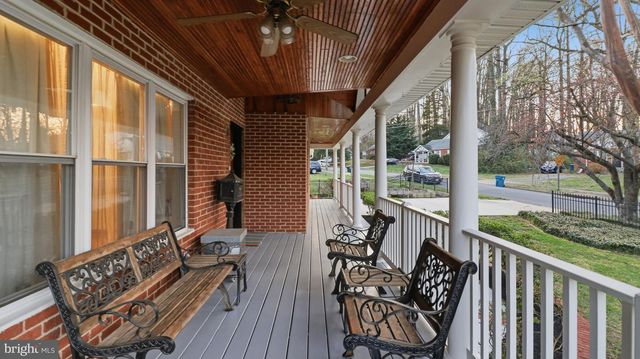 7607 BURNSIDE CT, Falls Church, VA 22043