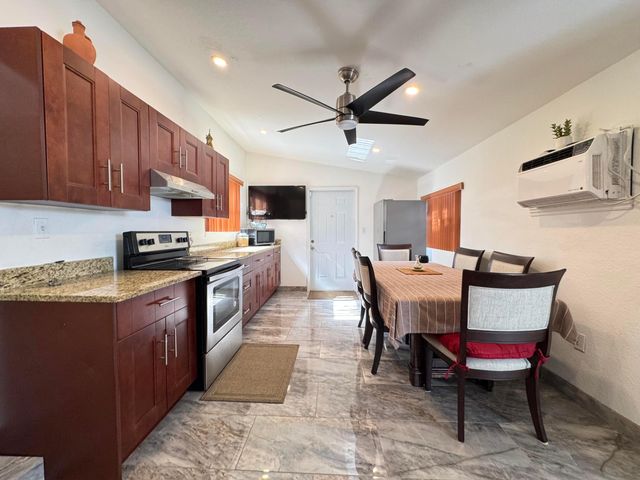 1132 NW 7th Terrace, Fort Lauderdale, FL 33311