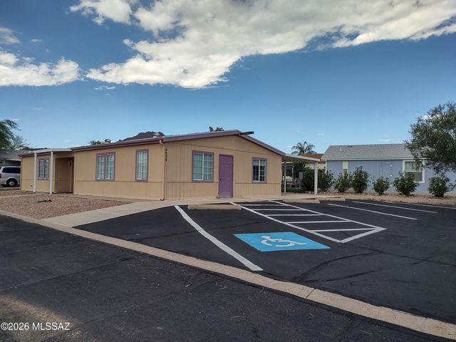 3467 S Rose Gold Avenue, Tucson, AZ 85735