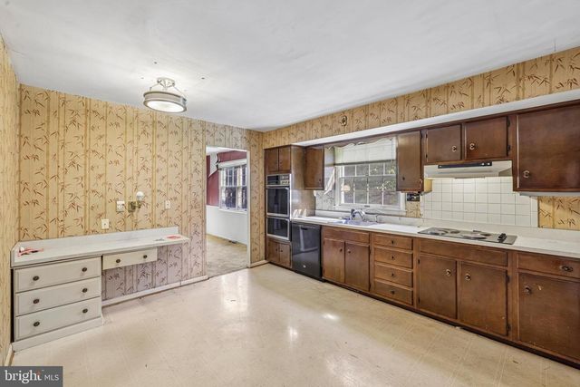 9707 HOLLOWOOD CT, Ellicott City, MD 21042