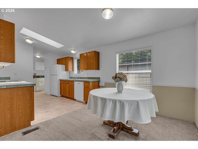 6900 Sw 195TH Ave 168, Beaverton, OR 97007