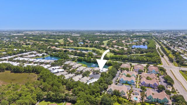 4681 SE Bridgetown Court, Stuart, FL 34997