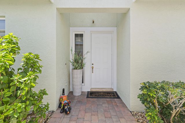 4681 SE Bridgetown Court, Stuart, FL 34997
