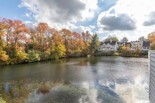 20 Wilton Crest 20, Wilton, CT 06897