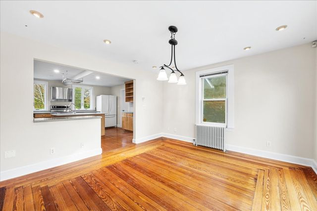 28 Palmer Neck Road, Stonington, CT 06379