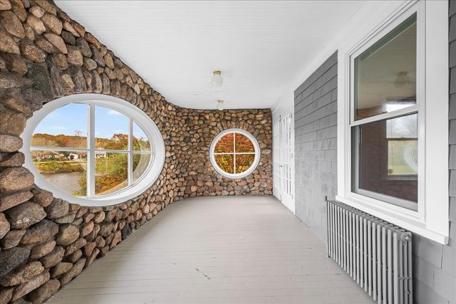 28 Palmer Neck Road, Stonington, CT 06379