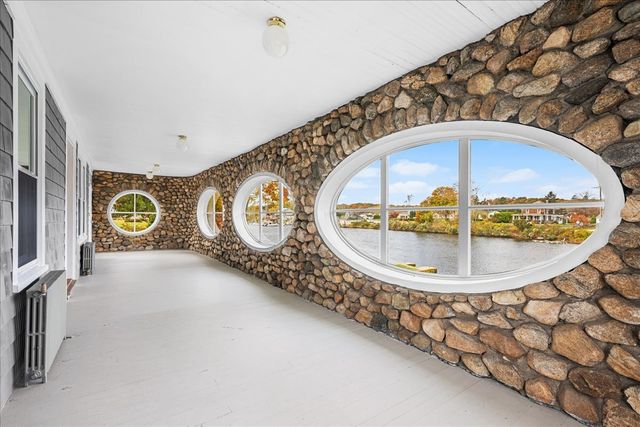 28 Palmer Neck Road, Stonington, CT 06379