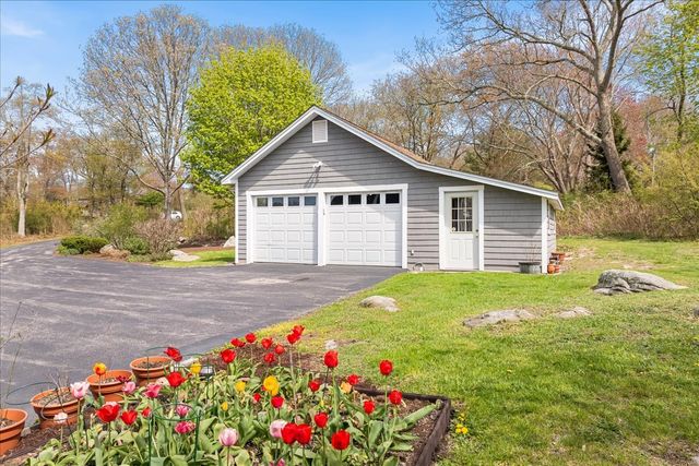 28 Palmer Neck Road, Stonington, CT 06379