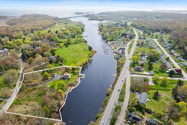 28 Palmer Neck Road, Stonington, CT 06379