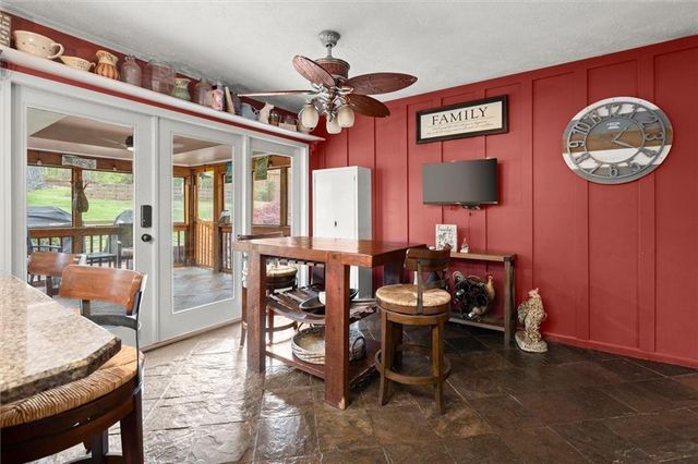 1003 Knotts Pointe Drive, Woodstock, GA 30188