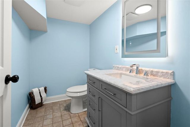 1003 Knotts Pointe Drive, Woodstock, GA 30188