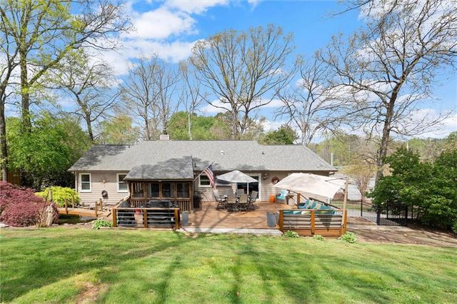 1003 Knotts Pointe Drive, Woodstock, GA 30188