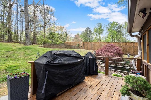 1003 Knotts Pointe Drive, Woodstock, GA 30188