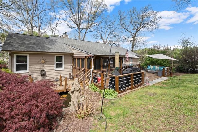 1003 Knotts Pointe Drive, Woodstock, GA 30188