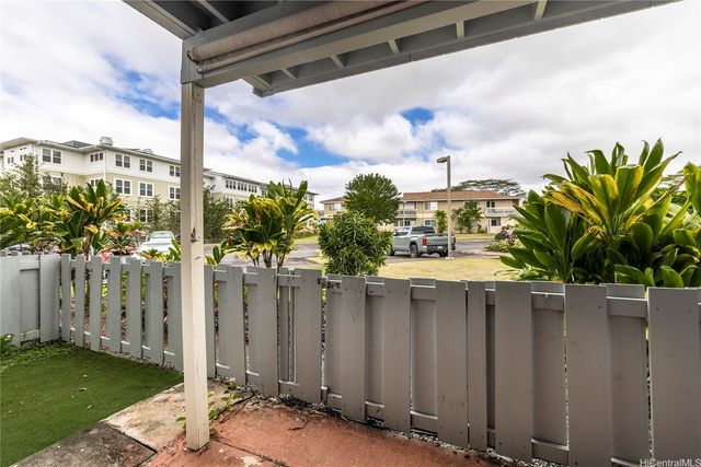 95-1050 Makaikai Street 11E, Mililani, HI 96789