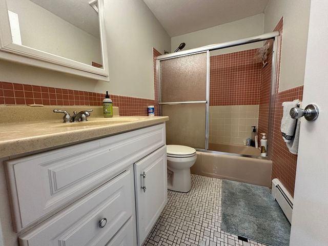 73 Charlesbank Rd 306, Newton, MA 02458