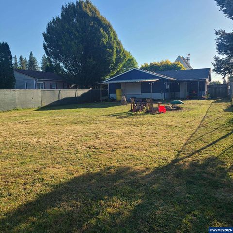 267 N 5th St, Jefferson, OR 97352