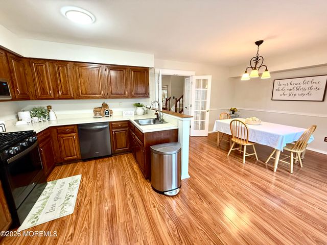 272 Sugar Maple Court, Howell, NJ 07731