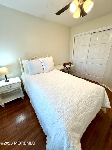 272 Sugar Maple Court, Howell, NJ 07731