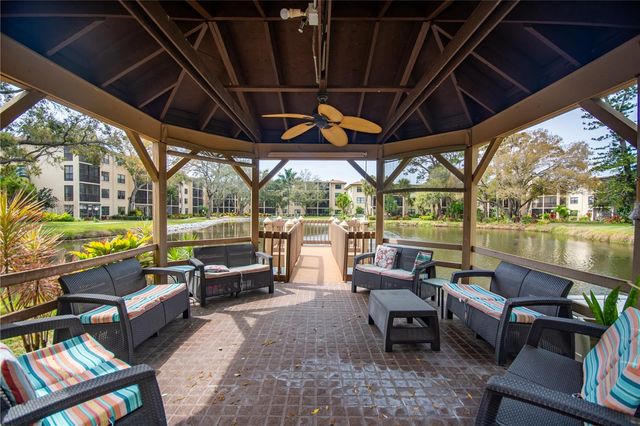 305 30TH AVENUE W A207, Bradenton, FL 34205