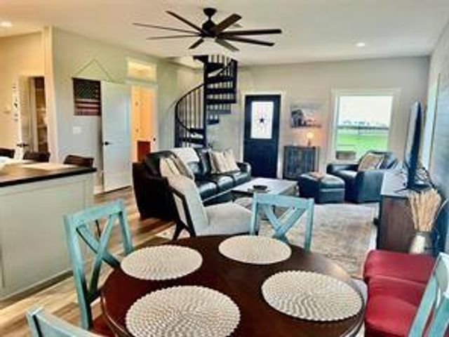 6515 Prihoda Road, Willow Springs, TX 78940
