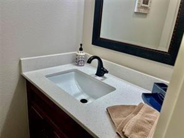 6515 Prihoda Road, Willow Springs, TX 78940