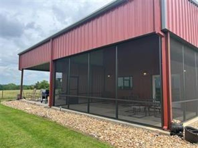 6515 Prihoda Road, Willow Springs, TX 78940