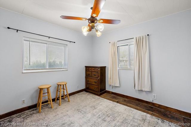 1801 Beechcroft Street, Keego Harbor, MI 48320