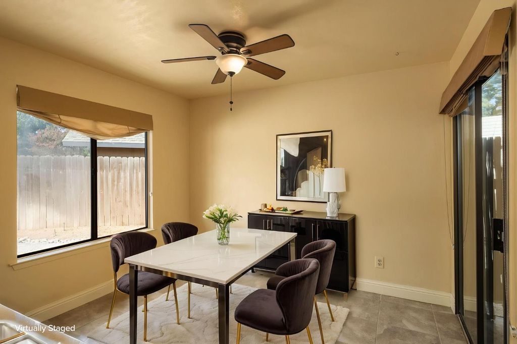 Image 21 of property listing at 8507 N Akron Avenue, Fresno, CA 93720