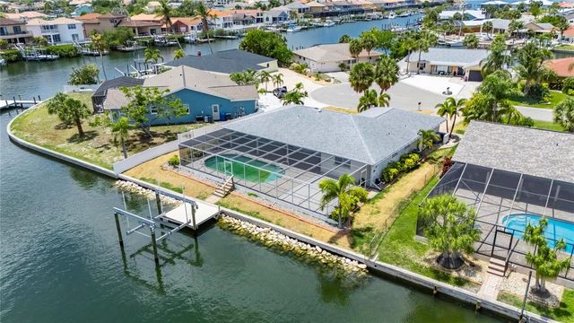 6305 COTTONWOOD LANE, Apollo Beach, FL 33572
