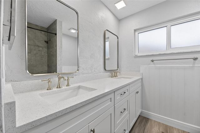 6305 COTTONWOOD LANE, Apollo Beach, FL 33572
