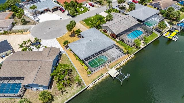 6305 COTTONWOOD LANE, Apollo Beach, FL 33572