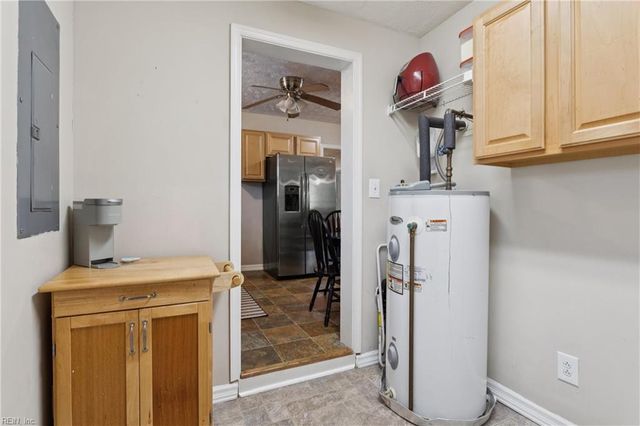 628 Decatur ST, Newport News, VA 23605