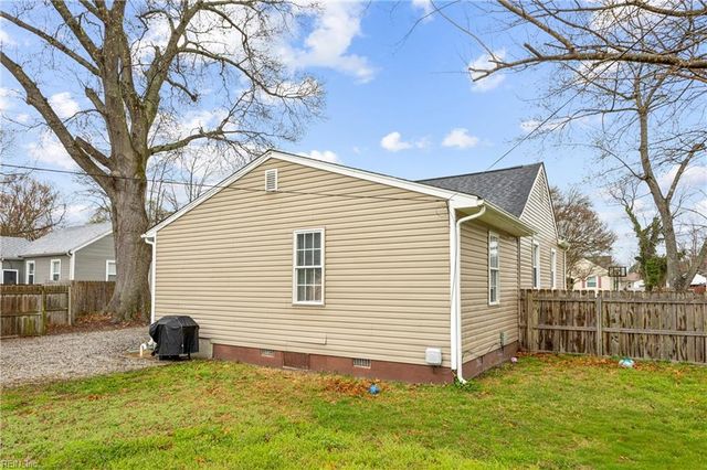 628 Decatur ST, Newport News, VA 23605