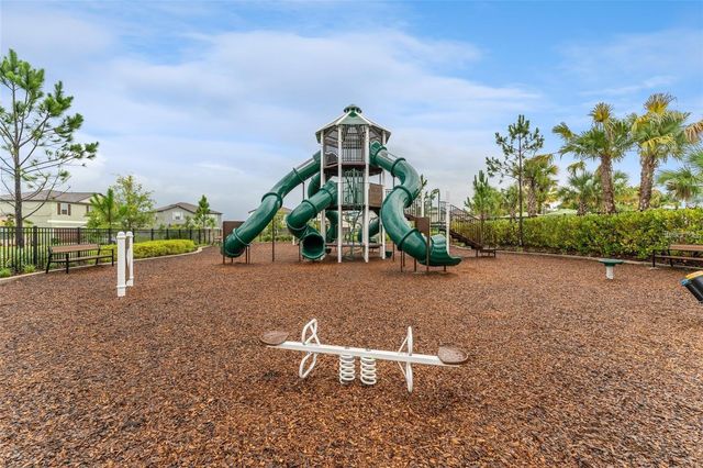 2871 SILVER SCALLOP LOOP, Wimauma, FL 33598