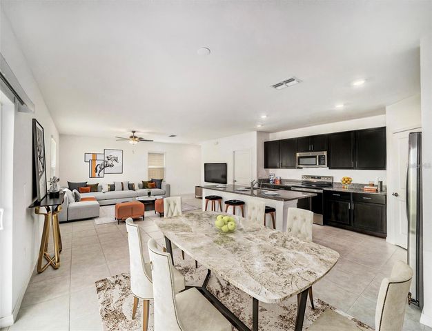 2871 SILVER SCALLOP LOOP, Wimauma, FL 33598